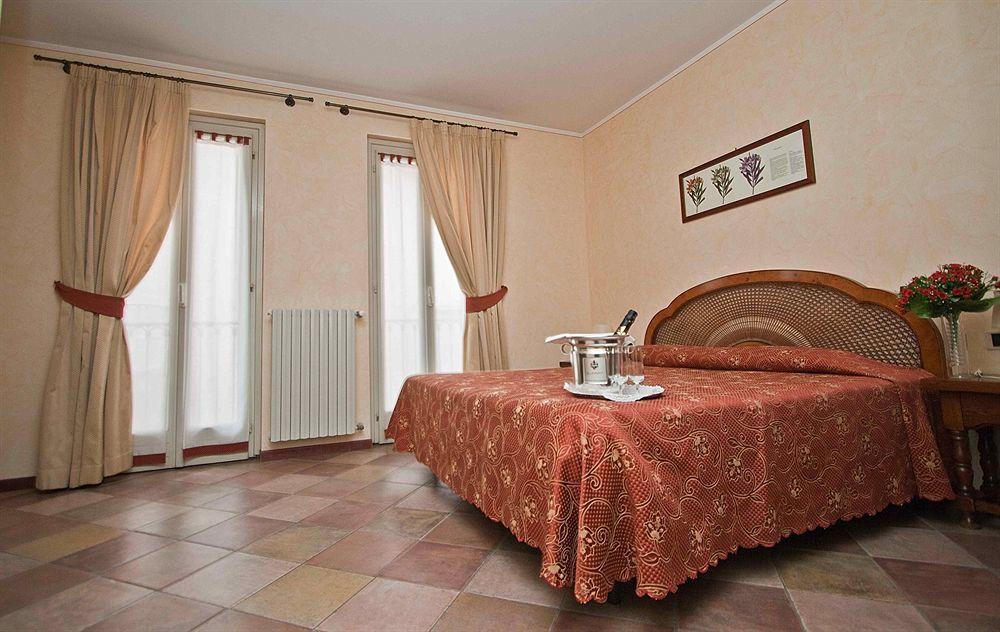 Hotel Aquadolce Verbania Exterior foto
