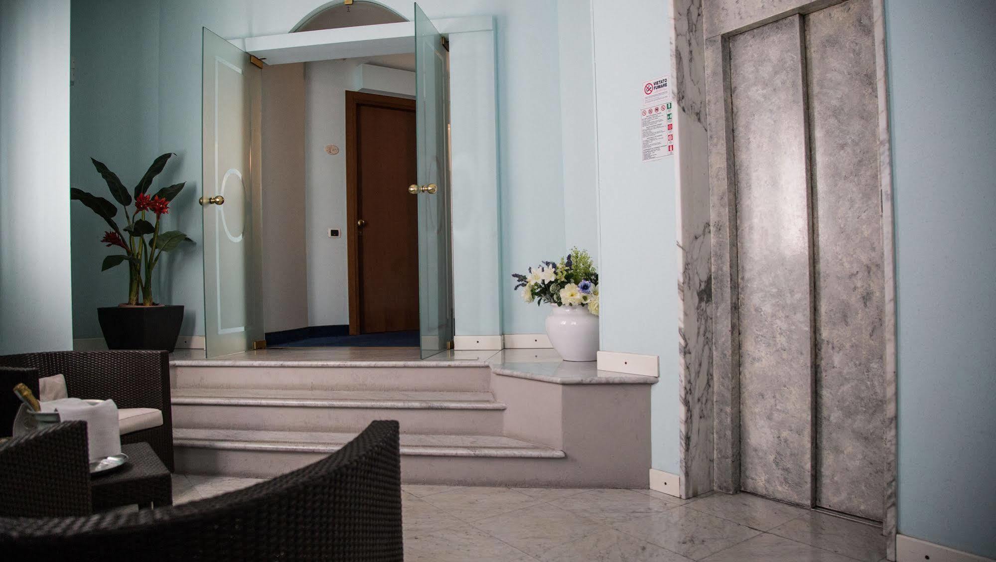 Hotel Aquadolce Verbania Exterior foto